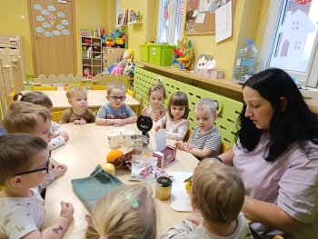 facebook_1765541454122_7405217583191795512